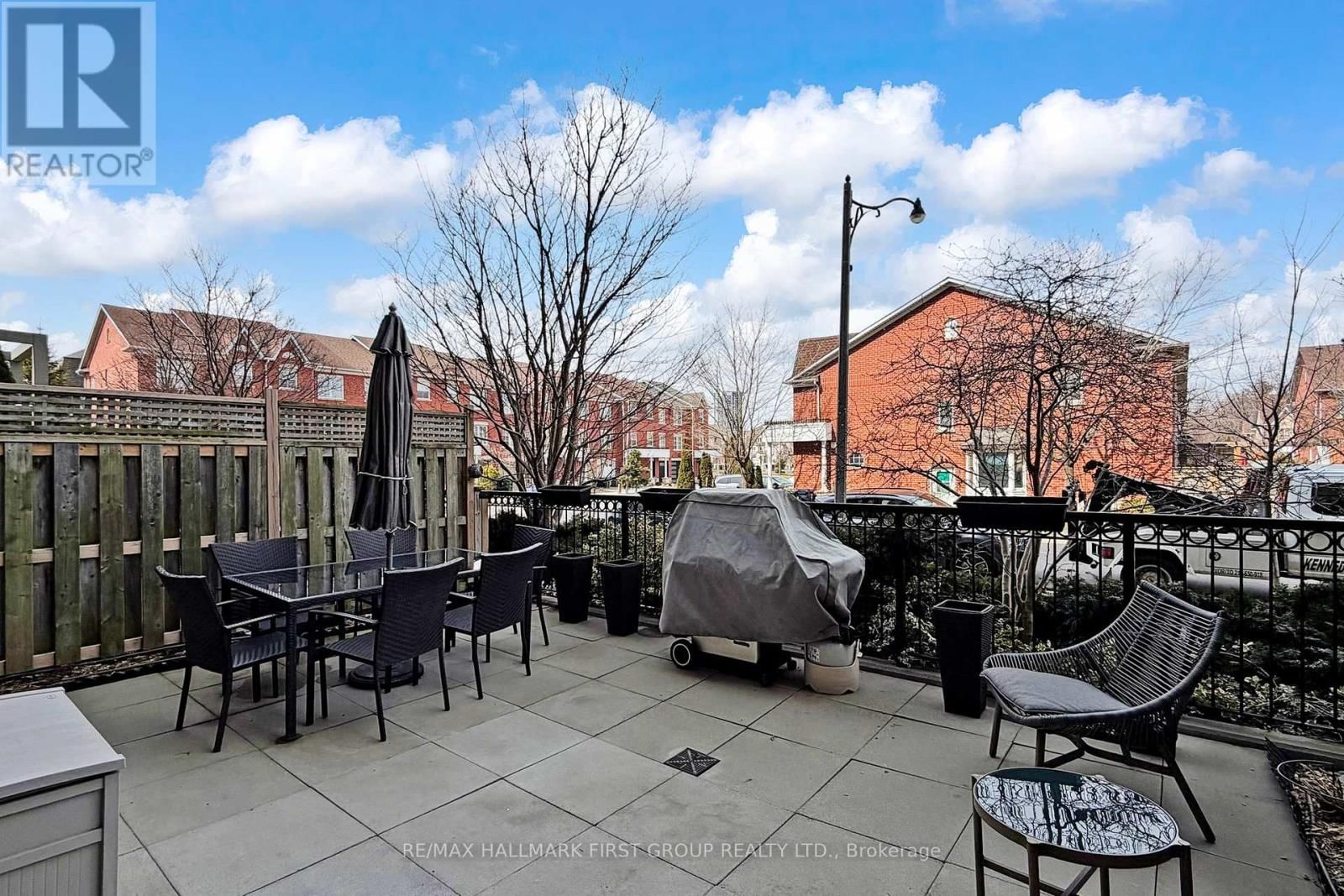 127 - 120 DALLIMORE CIRCLE Image 24