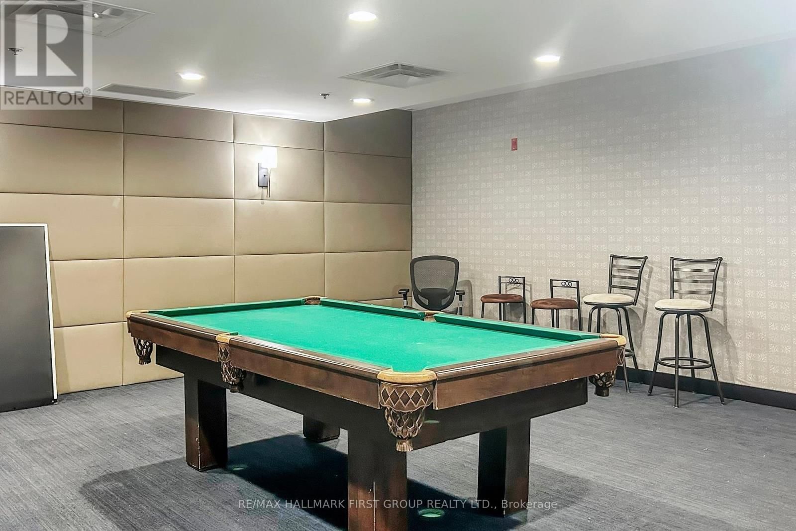 127 - 120 DALLIMORE CIRCLE Image 32