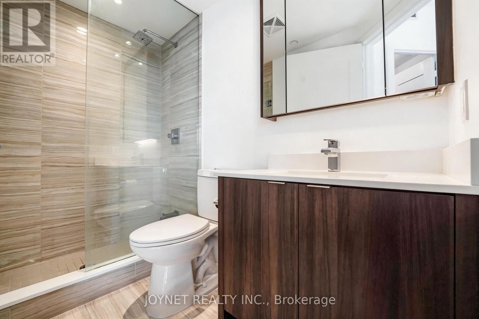 918 - 1 EDGEWATER DRIVE Image 31