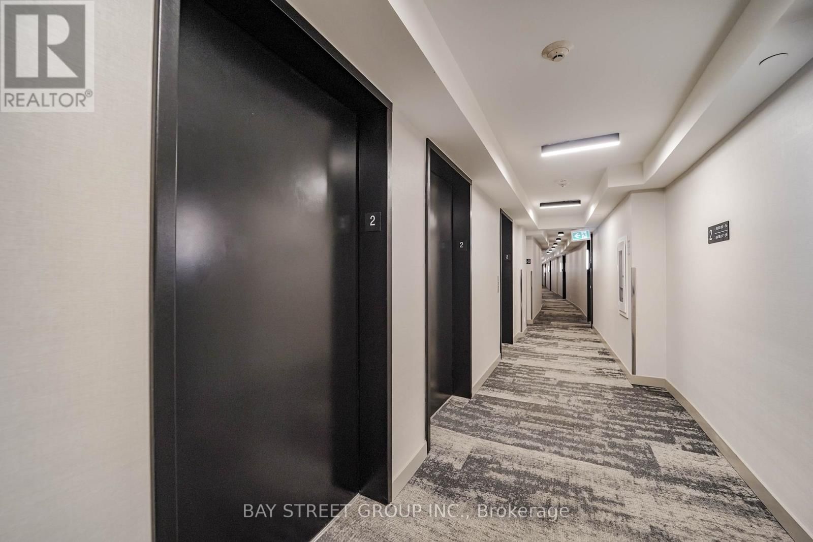 231 - 30 TRETTI WAY Image 10