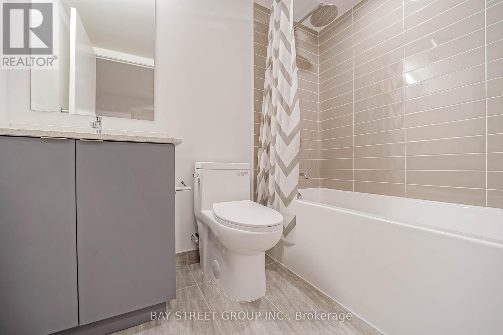 231 - 30 TRETTI WAY Image 39