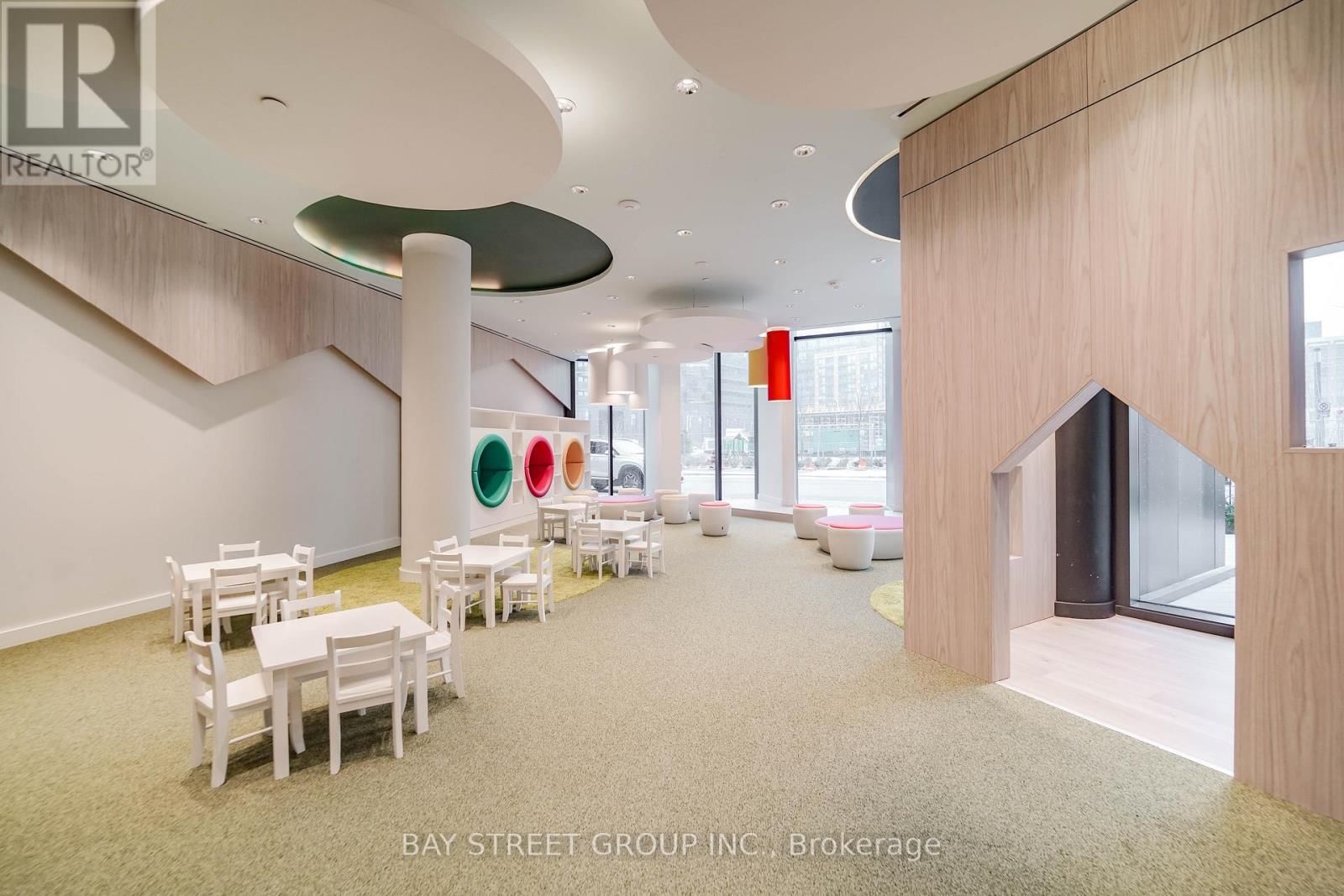 231 - 30 TRETTI WAY Image 9