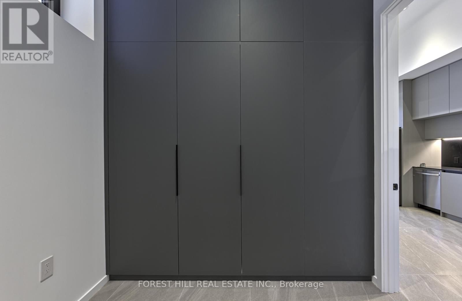 42 CAMERON AVENUE Image 37