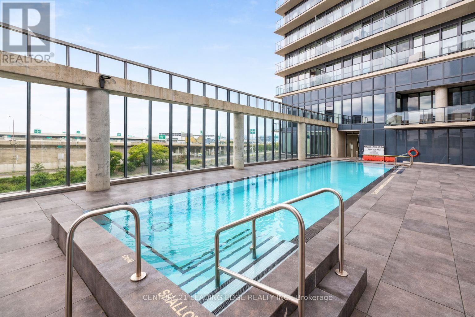 301 - 51 EAST LIBERTY STREET Image 19