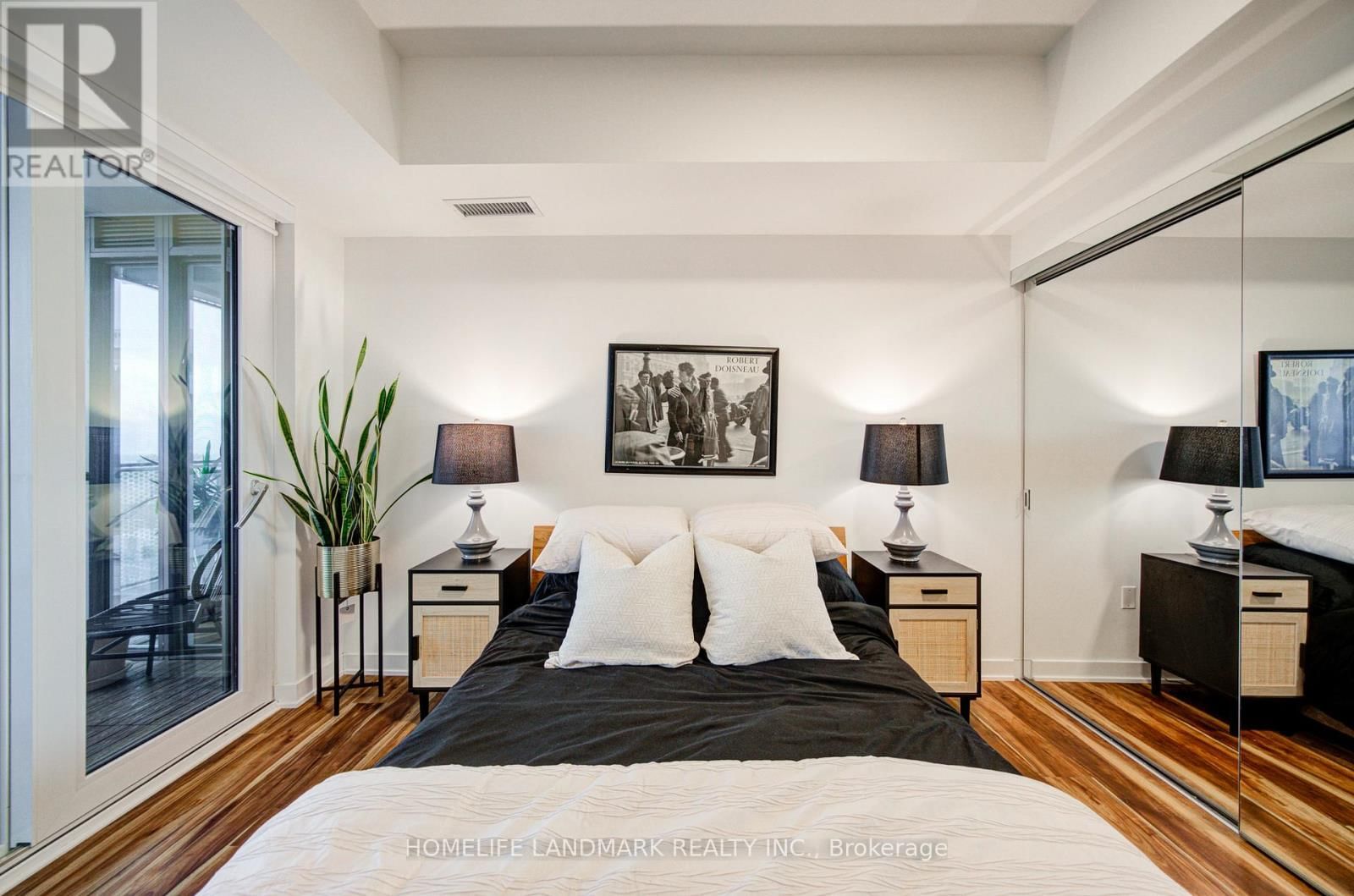 1419 - 60 PRINCESS STREET Image 30