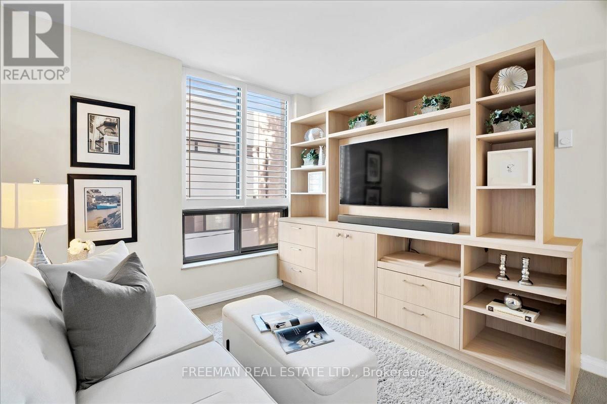 303 - 350 LONSDALE ROAD Image 9