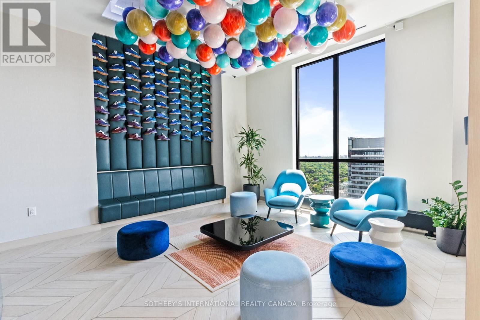 1601 - 200 REDPATH AVENUE Image 28