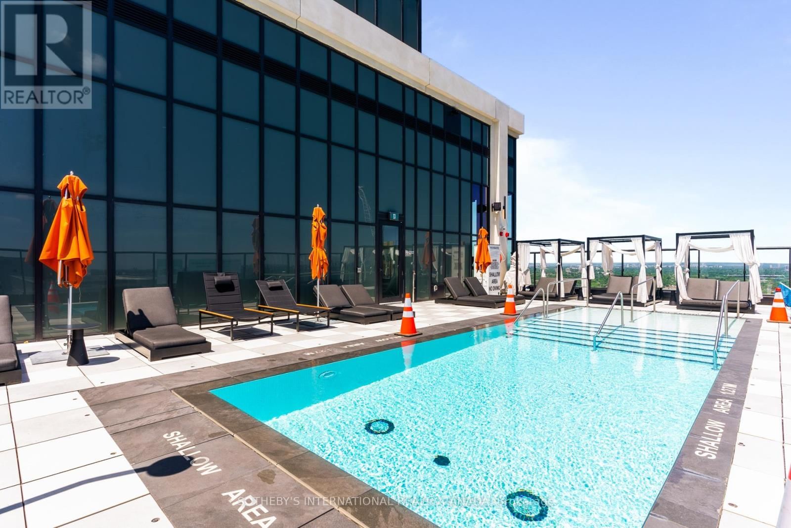 1605 - 200 REDPATH AVENUE Image 35