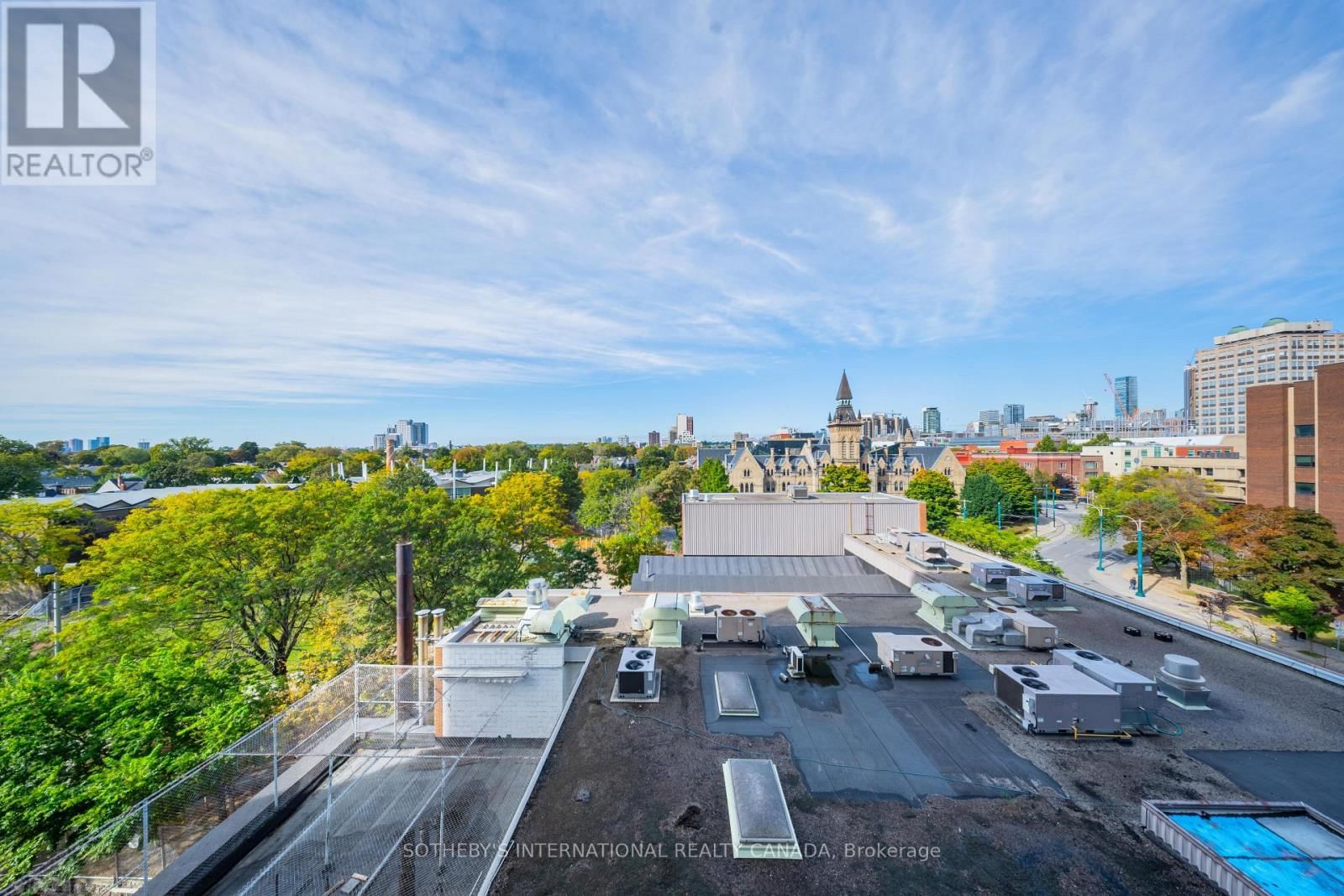 414 - 484 SPADINA AVENUE Image 13