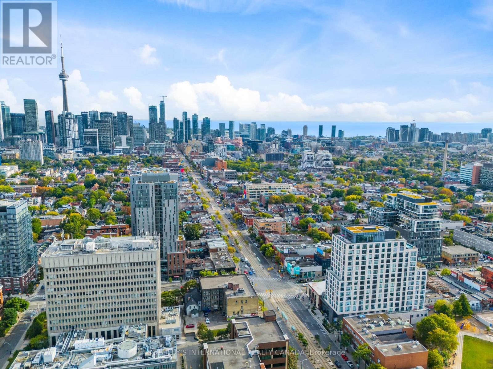 414 - 484 SPADINA AVENUE Image 19