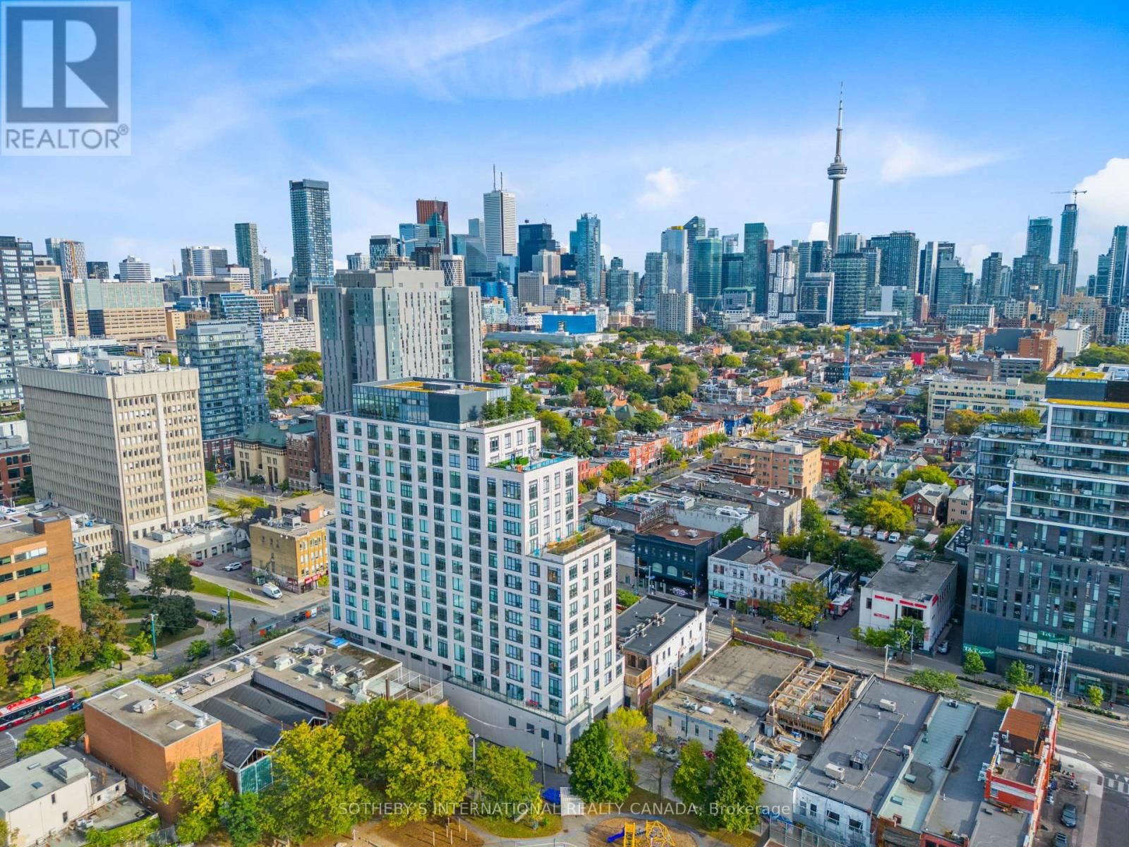 414 - 484 SPADINA AVENUE Image 20