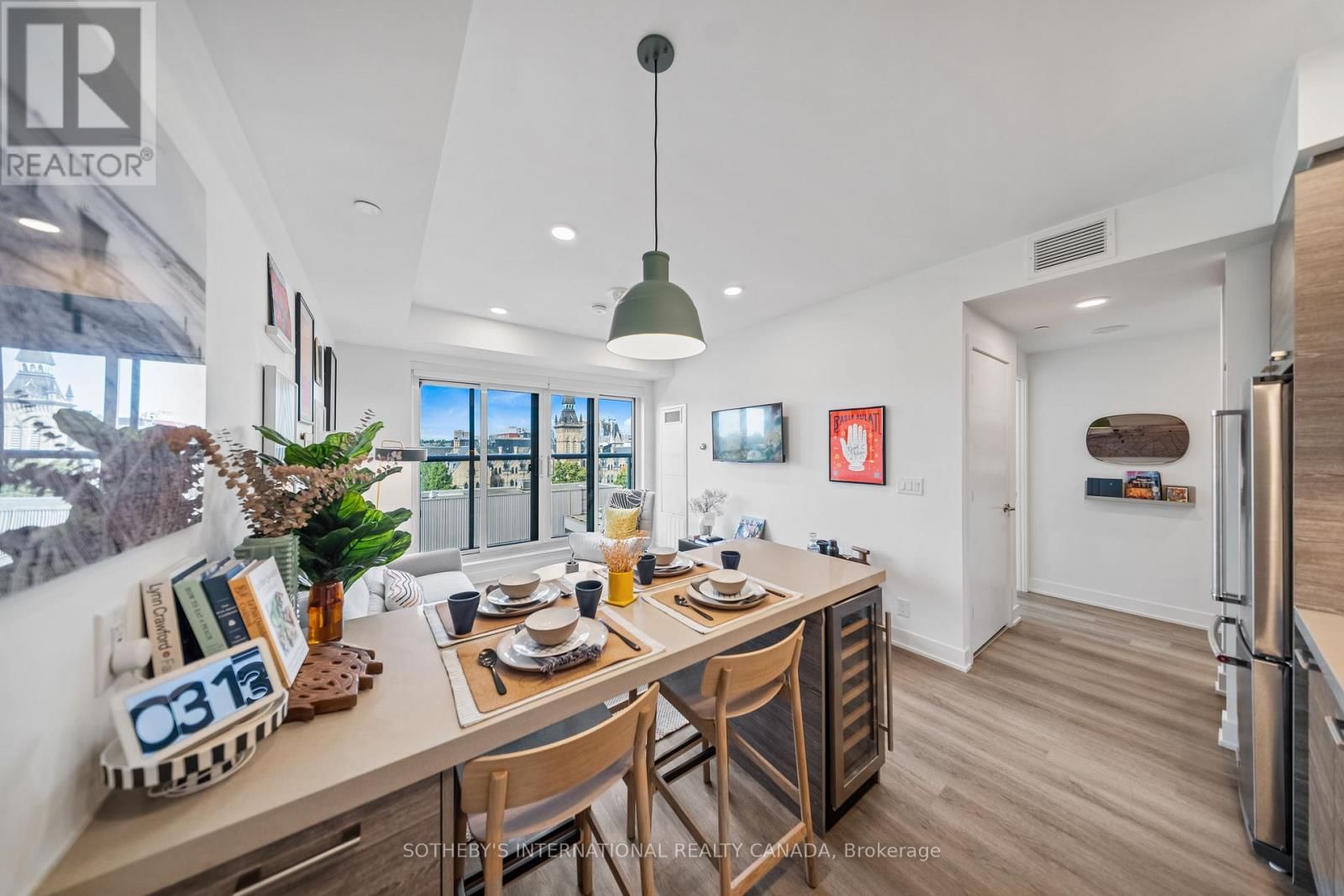 414 - 484 SPADINA AVENUE Image 5