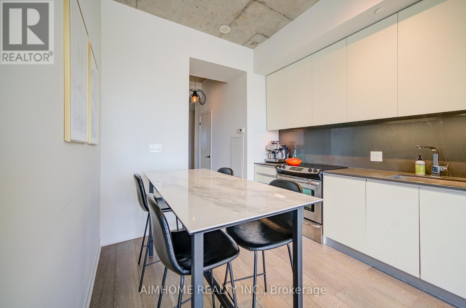 610 - 8 GLADSTONE AVENUE Image 15