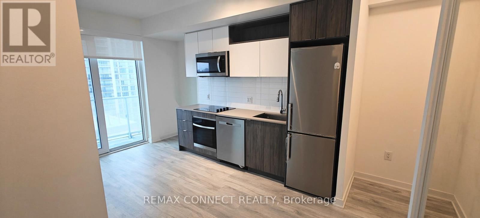 1706 - 100 DALHOUSIE STREET Image 1