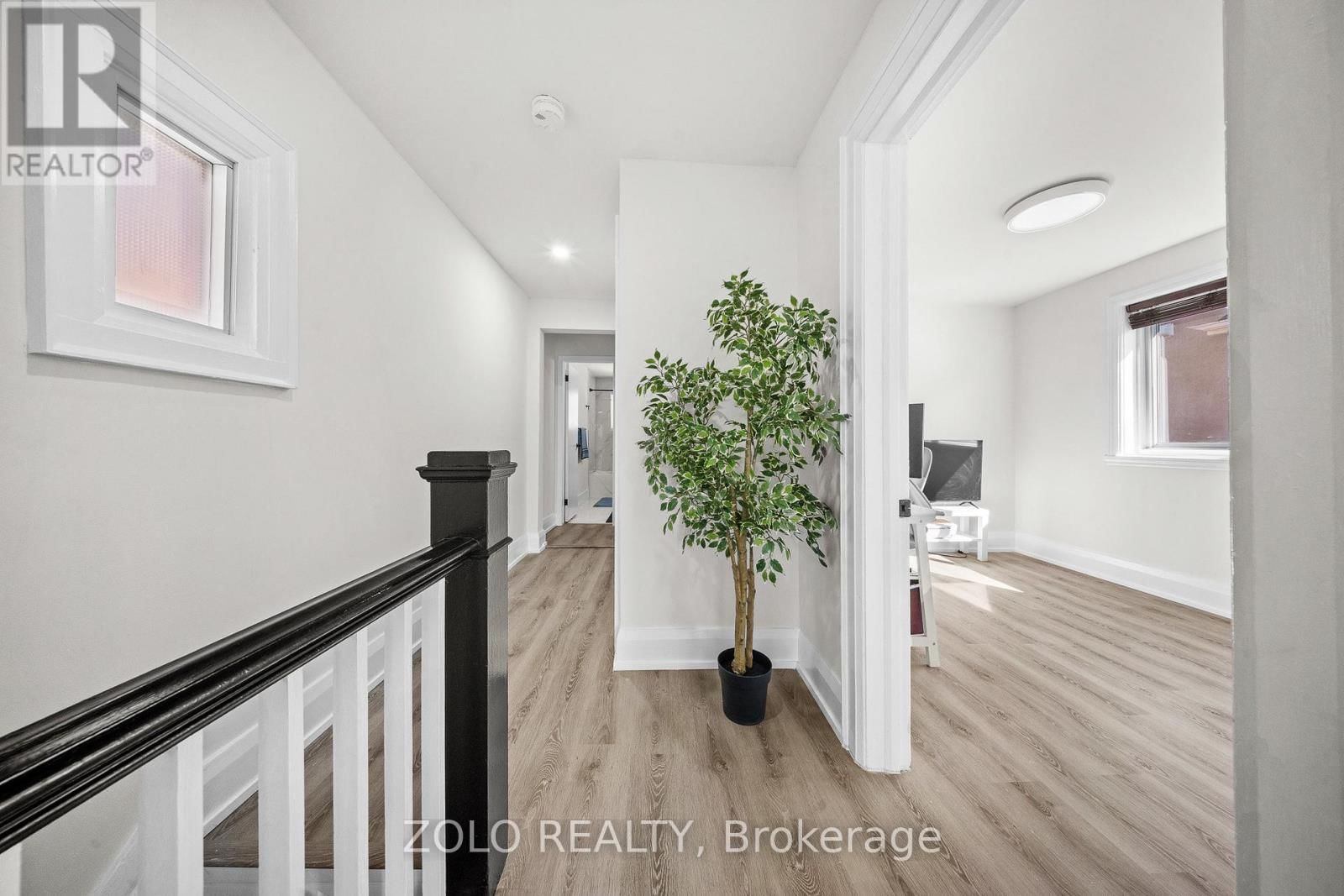 163 CEDRIC AVENUE Image 14