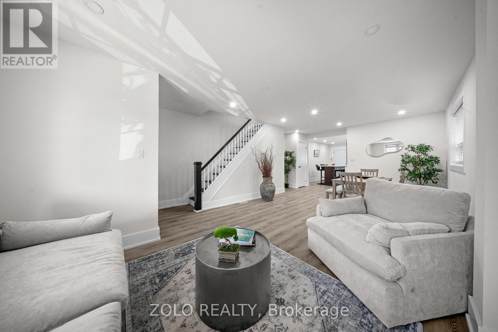 163 CEDRIC AVENUE Image 6