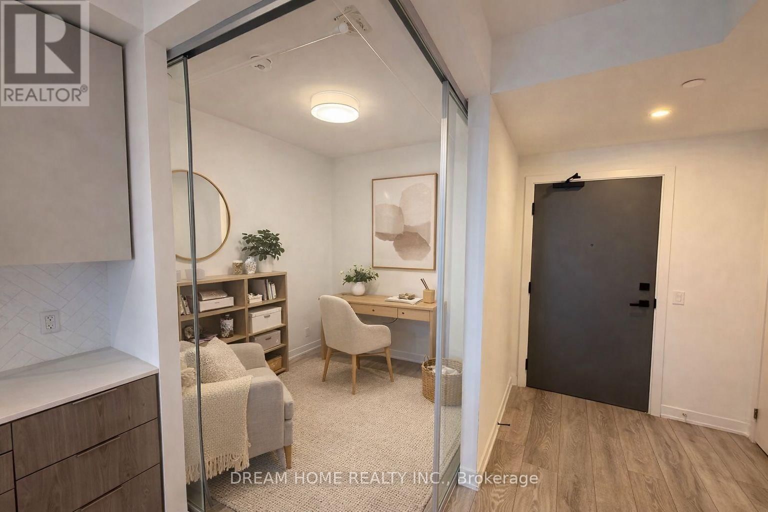 1503 - 15 HOLMES AVENUE Image 15