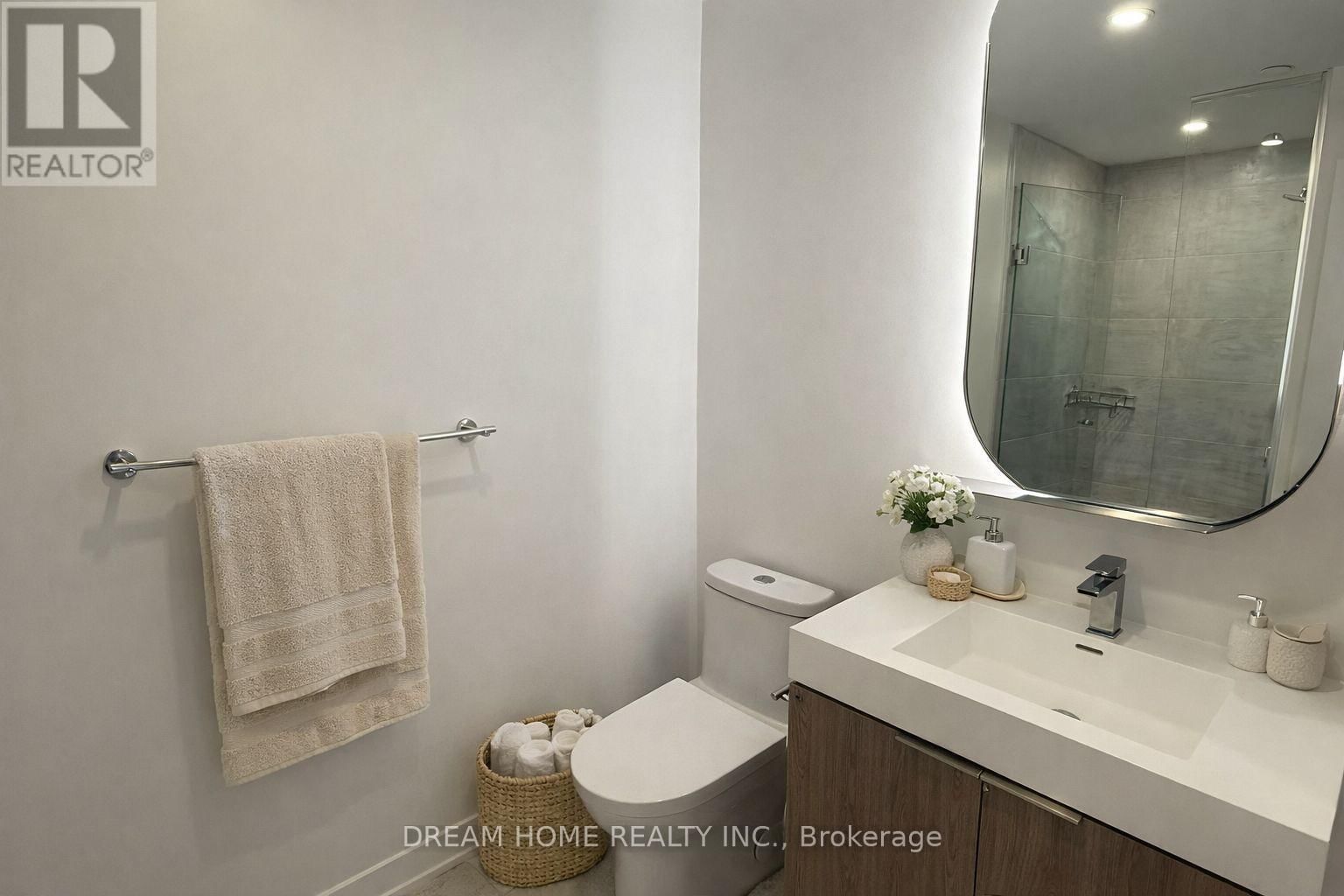 1503 - 15 HOLMES AVENUE Image 19