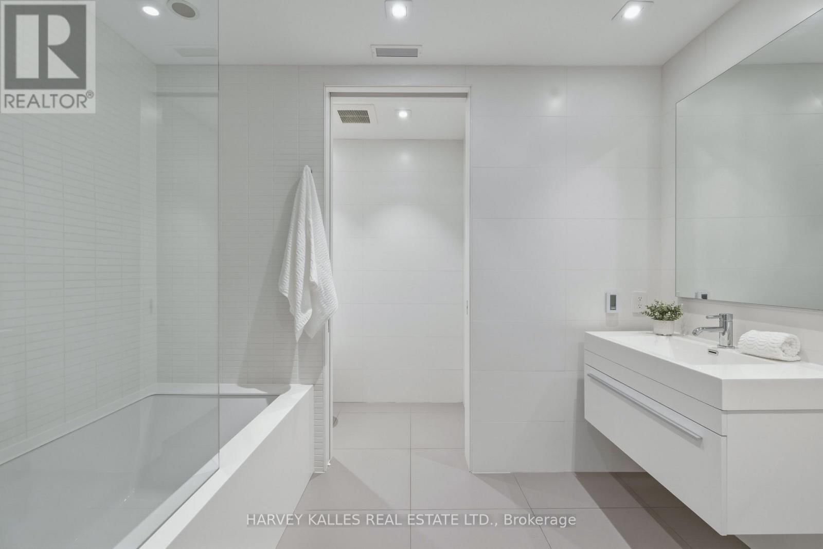 41 BERRYMAN STREET Image 40