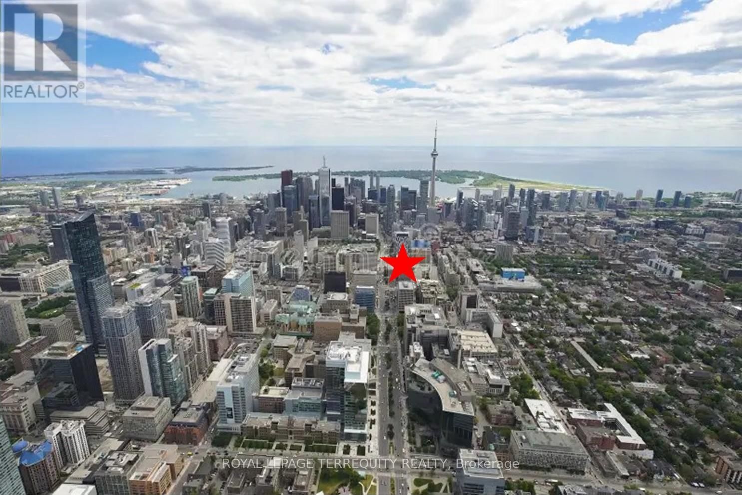 PH101 - 426 UNIVERSITY AVENUE Image 48