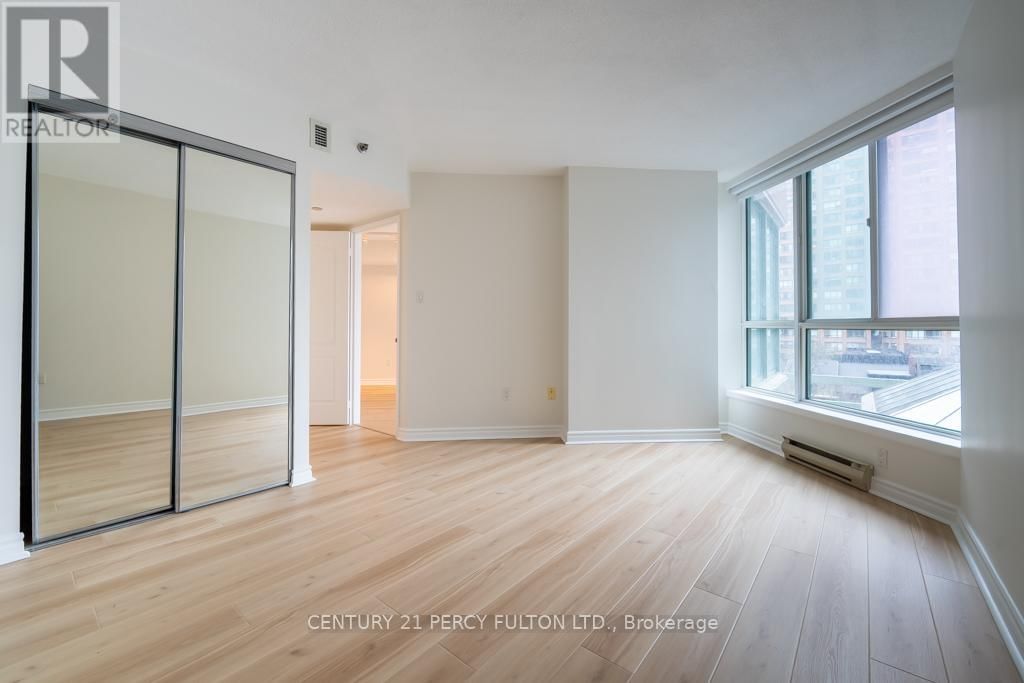 415 - 38 ELM STREET Image 10