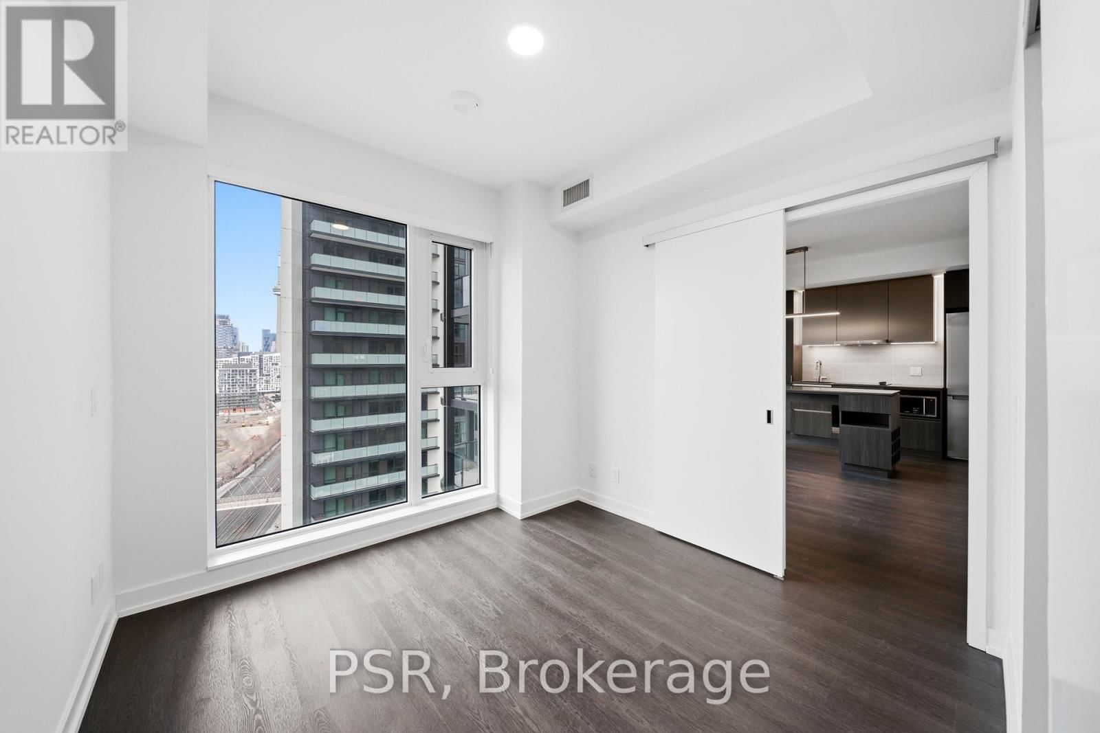 1706 - 70 ORDNANCE STREET Image 10