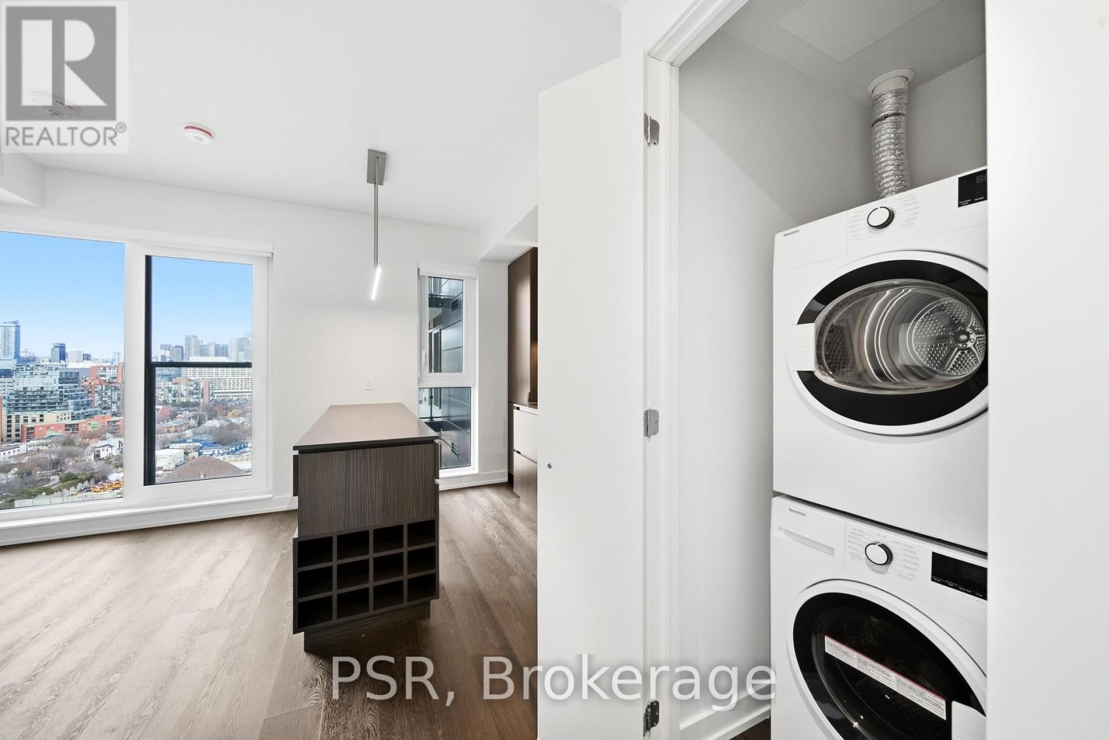 1706 - 70 ORDNANCE STREET Image 12