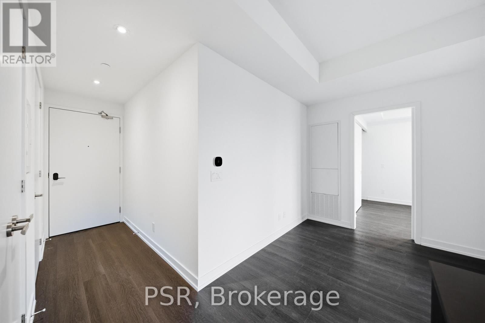 1706 - 70 ORDNANCE STREET Image 13