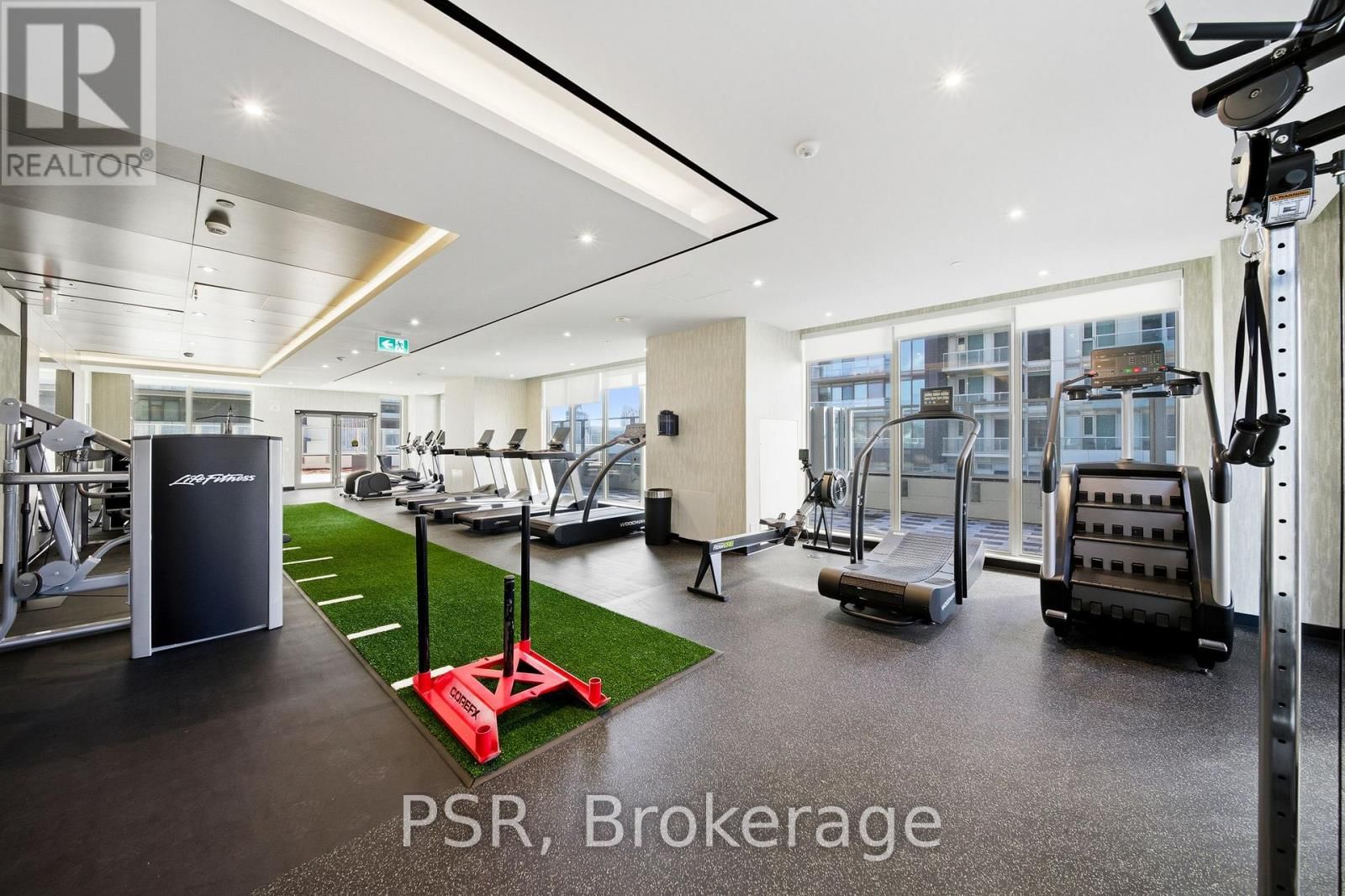 1706 - 70 ORDNANCE STREET Image 18