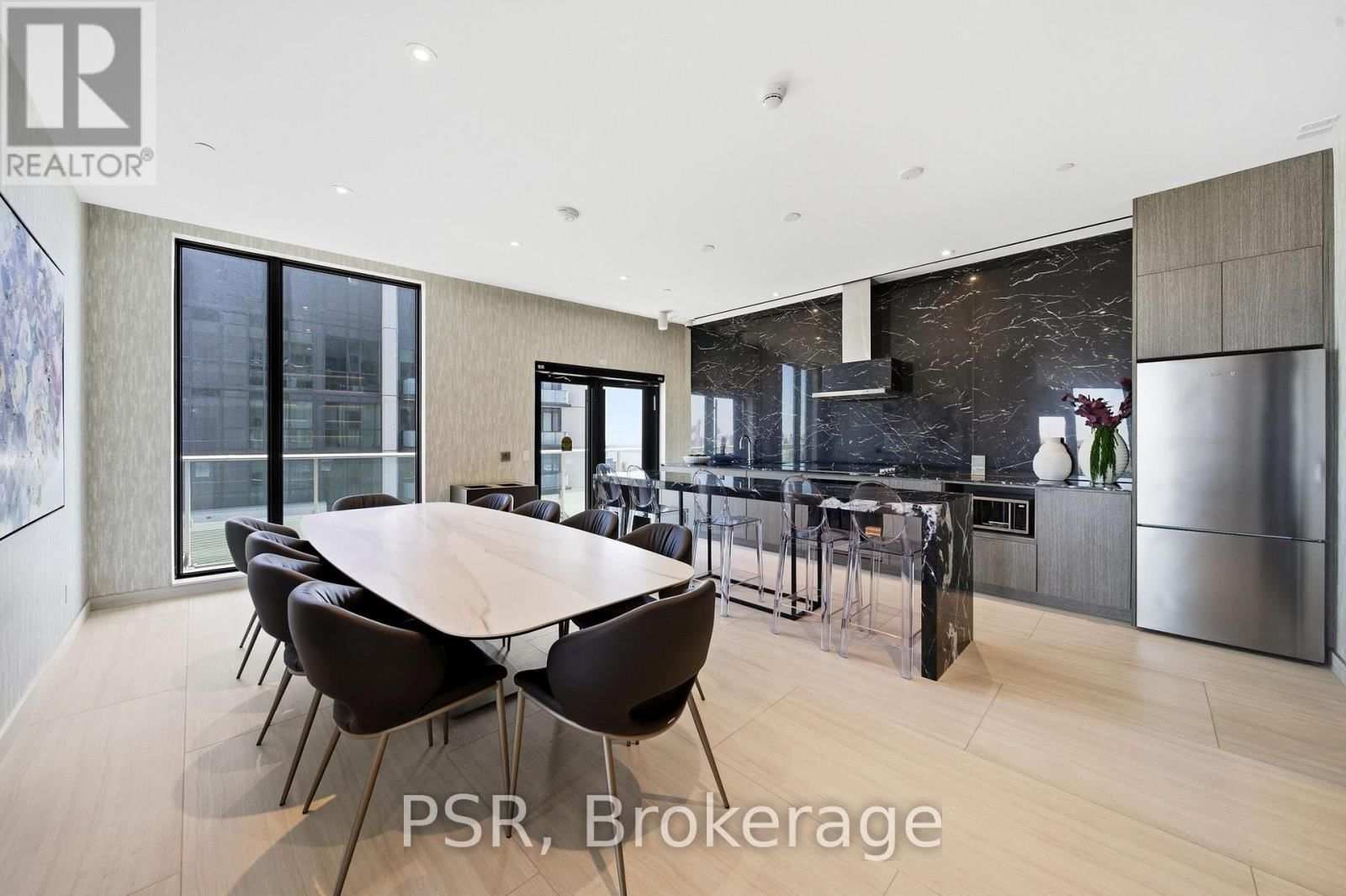 1706 - 70 ORDNANCE STREET Image 32