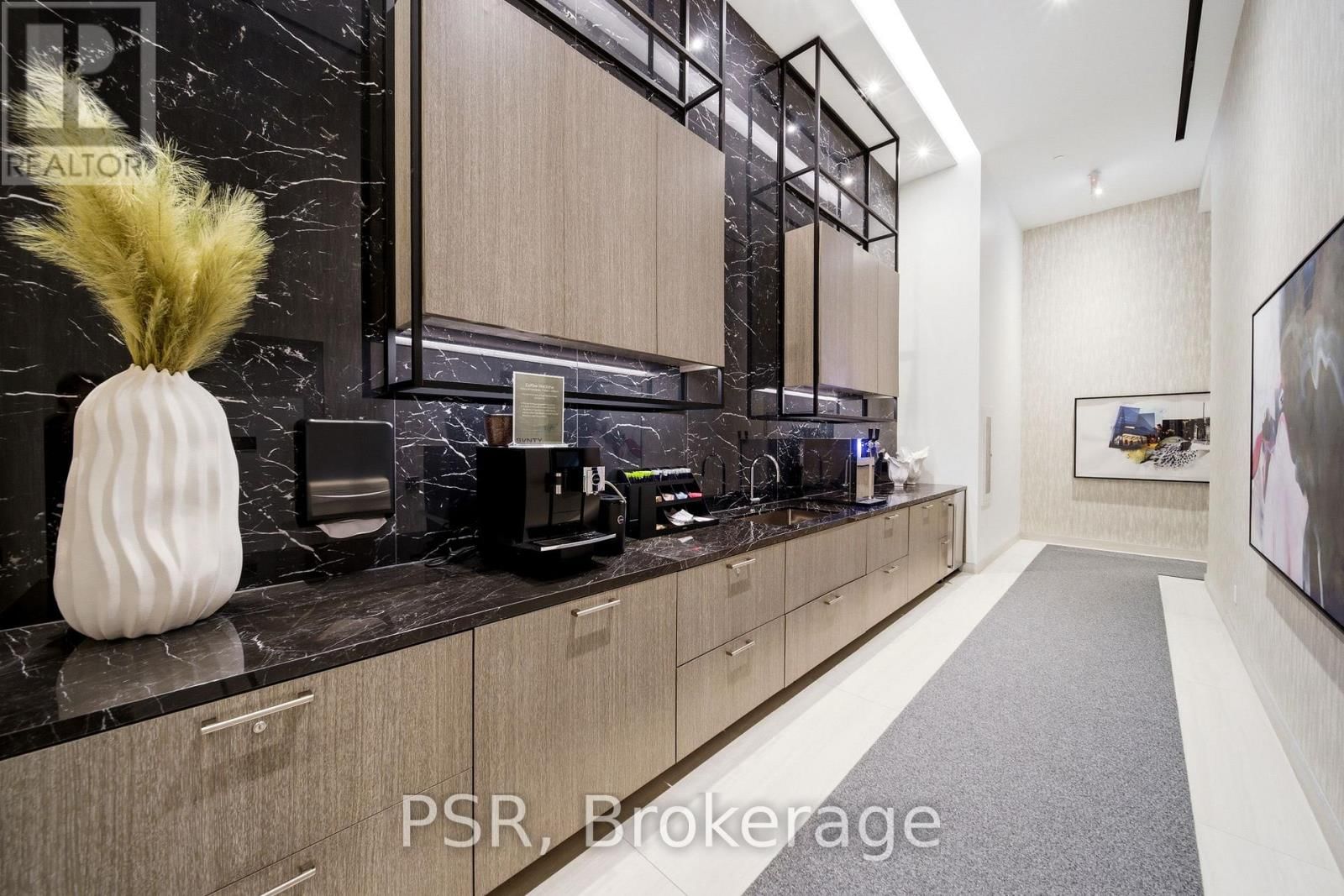 1706 - 70 ORDNANCE STREET Image 34