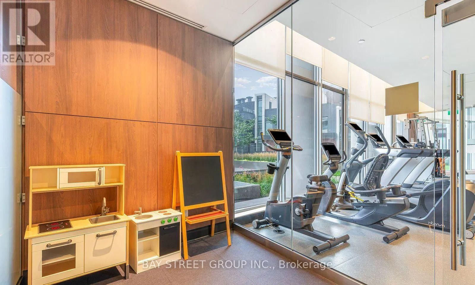 3707 - 117 MCMAHON DRIVE Image 15