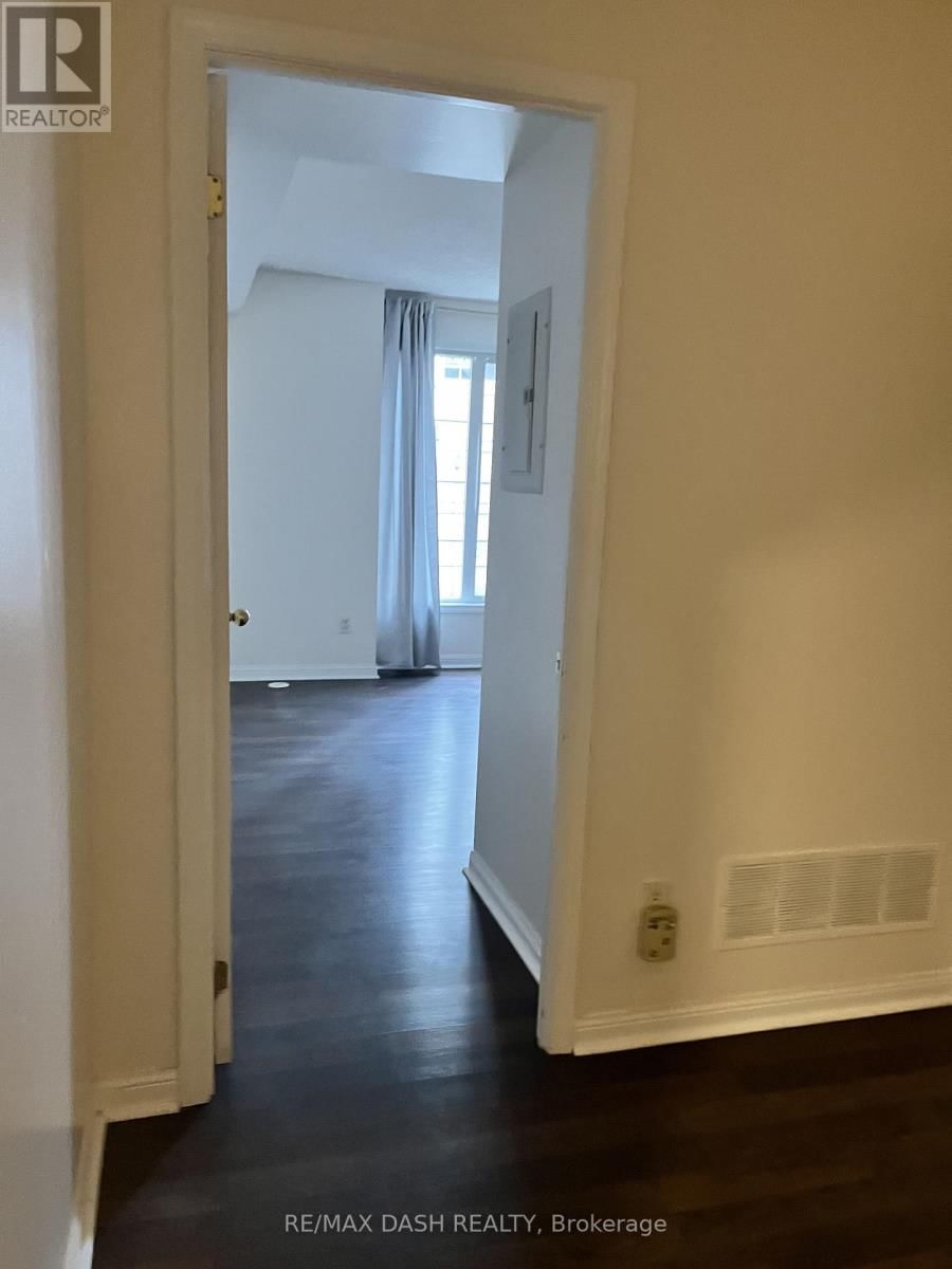 1014 - 5 EVERSON DRIVE Image 10