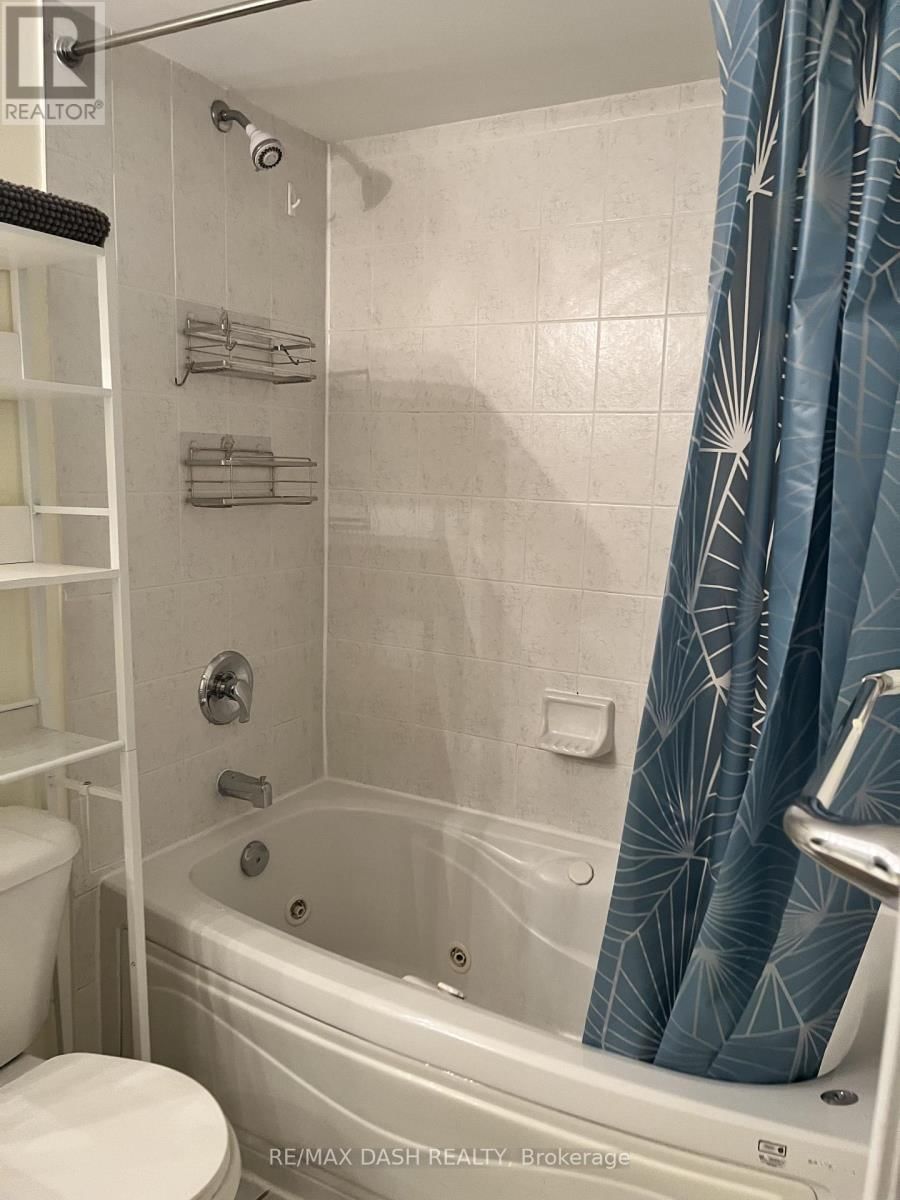 1014 - 5 EVERSON DRIVE Image 8