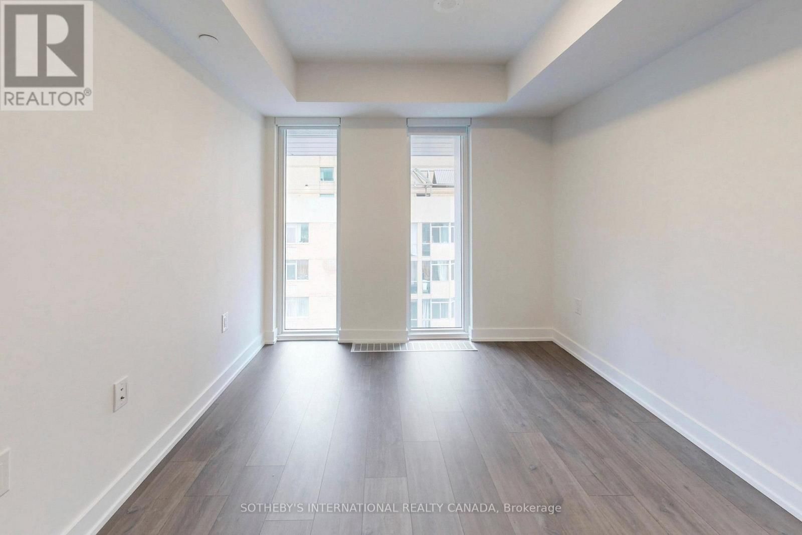 713 - 50 MCCAUL STREET Image 18