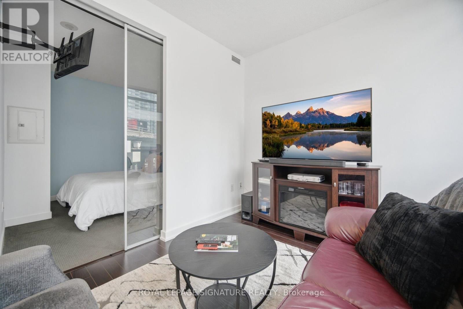 605 - 38 DAN LECKIE WAY Image 19