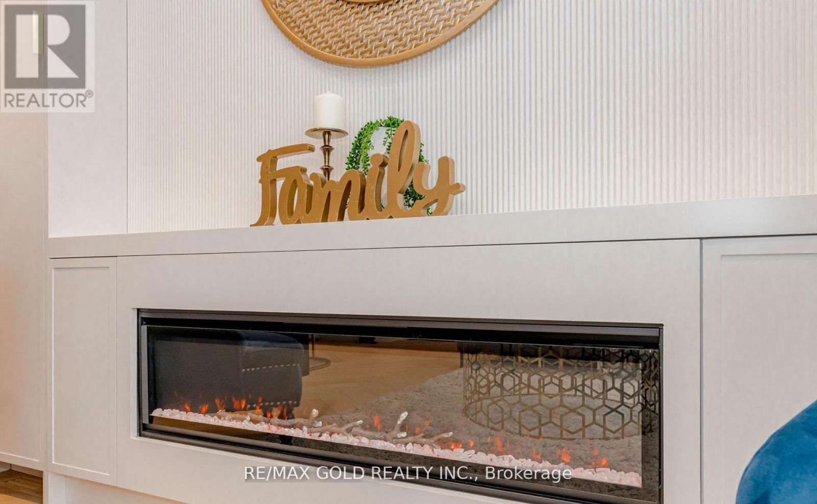 786 EUCLID AVENUE Image 17