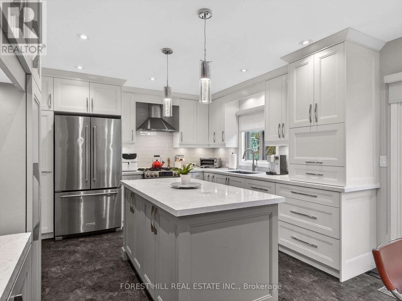 37 ARTISAN PLACE Image 13