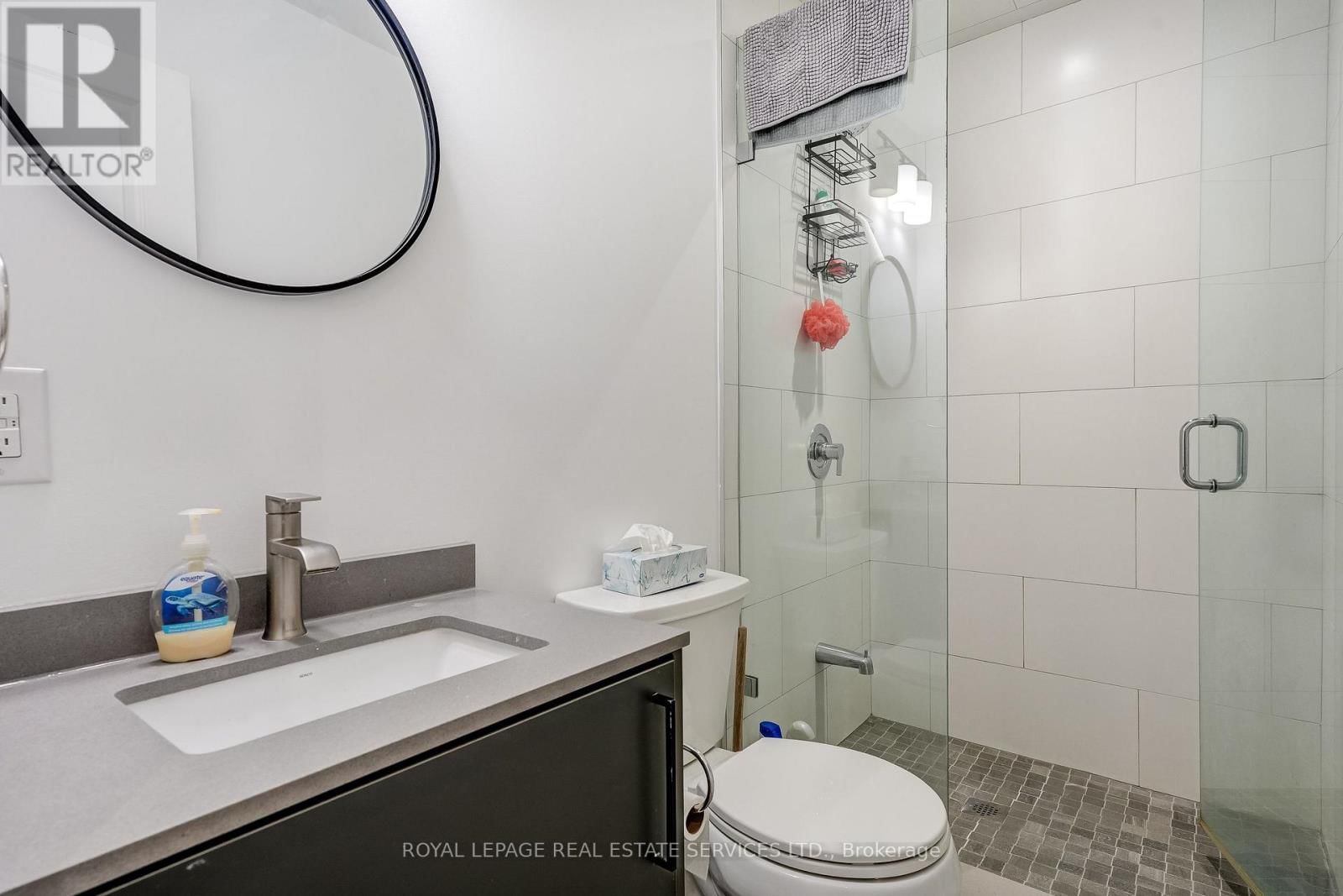 1 - 1084 COLLEGE STREET Image 17