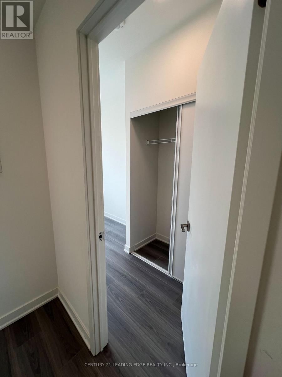 205 - 65 CURLEW DRIVE Image 12