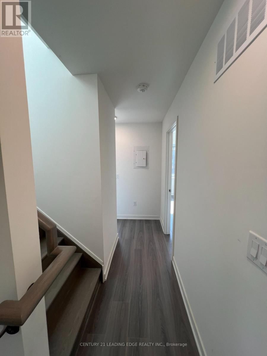 205 - 65 CURLEW DRIVE Image 28