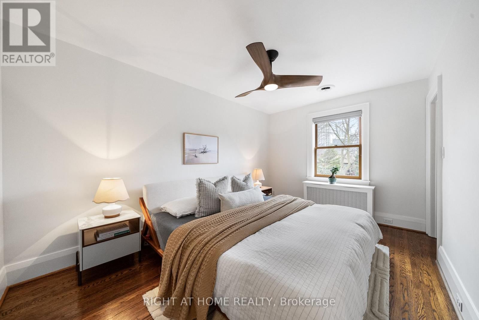 113 EASTBOURNE AVENUE Image 25