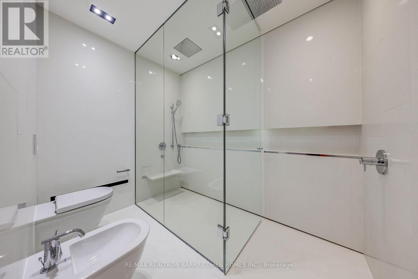 6 BANNATYNE DRIVE Image 34