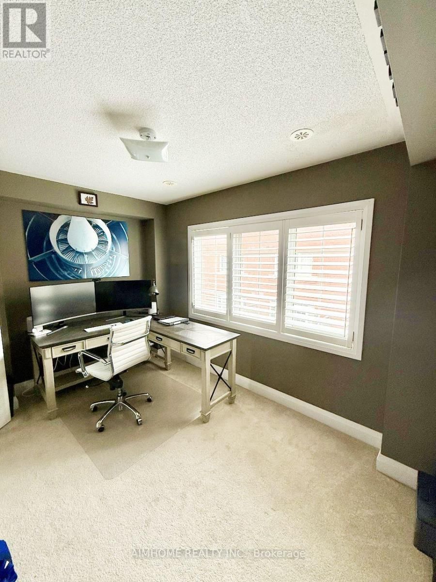 38 RAFFEIX LANE Image 10