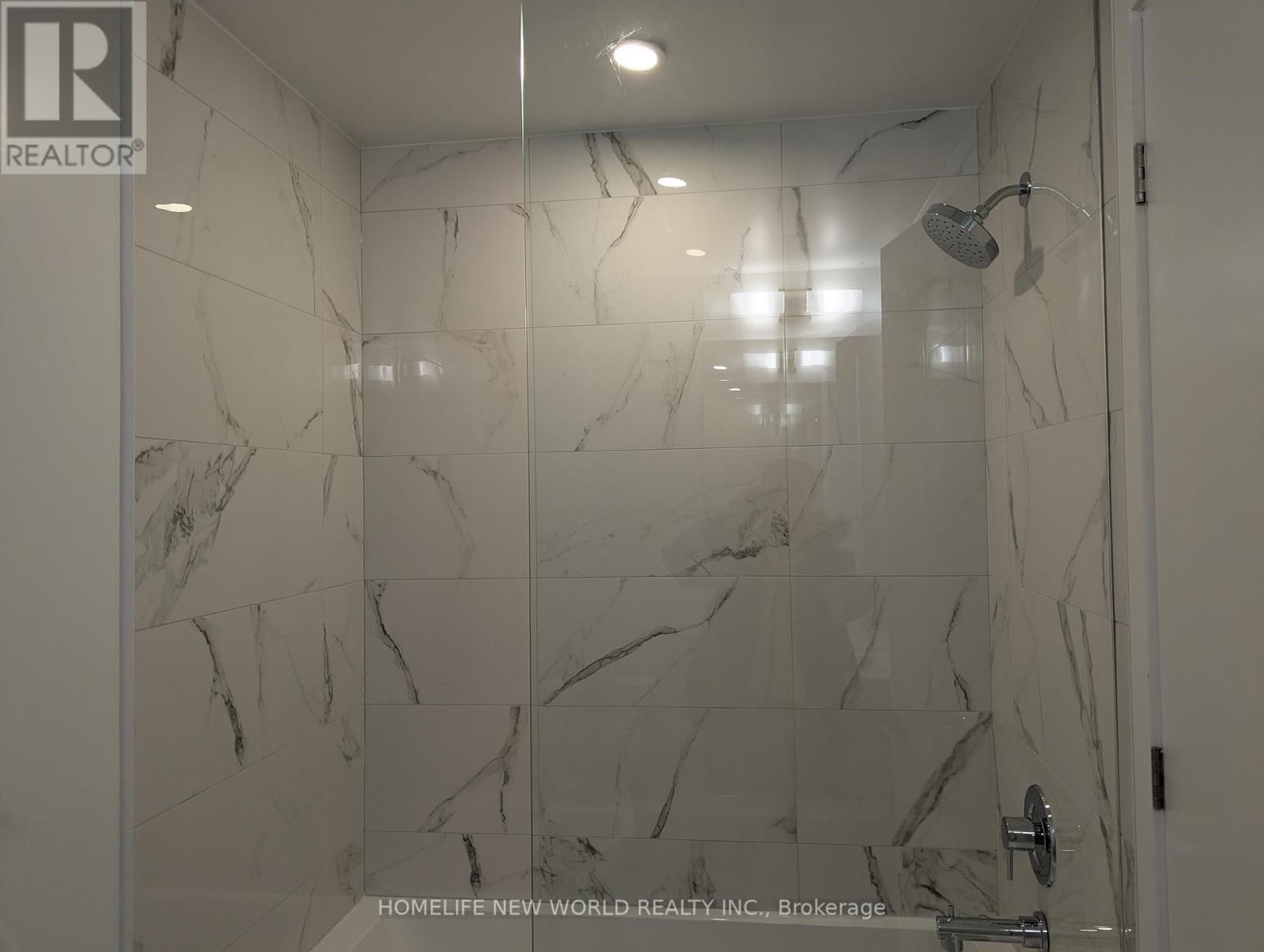 4202 - 180 FRONT STREET EAST Image 17