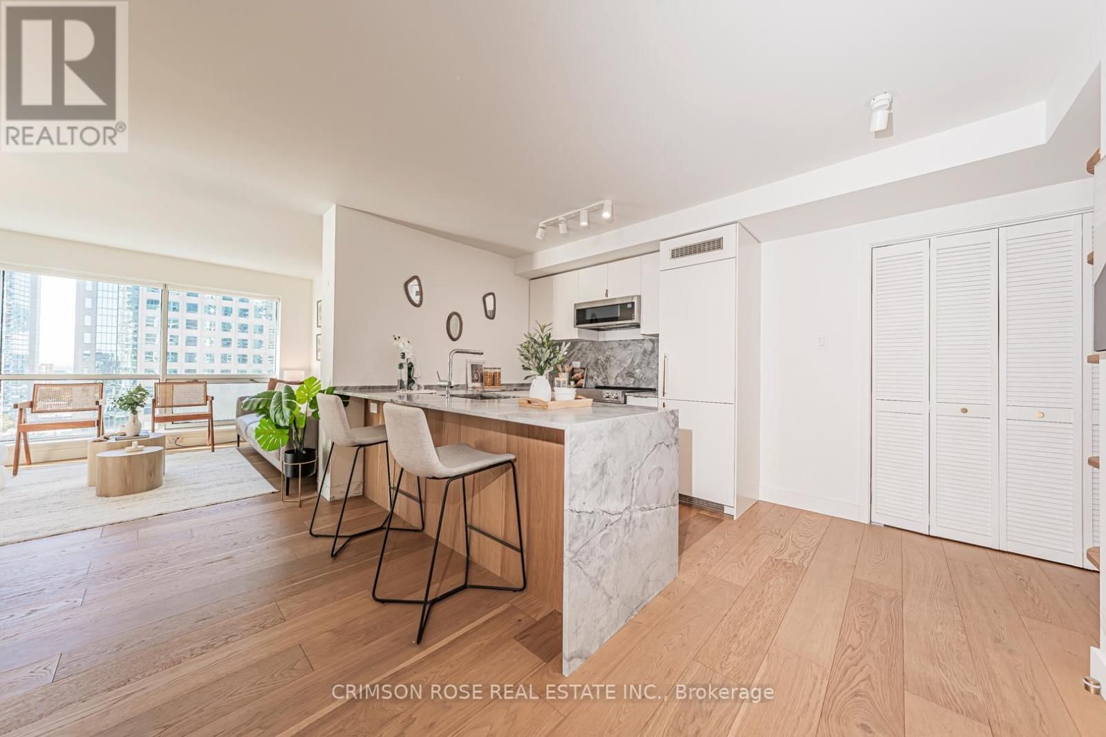 1107 - 10 QUEENS QUAY WEST Image 13