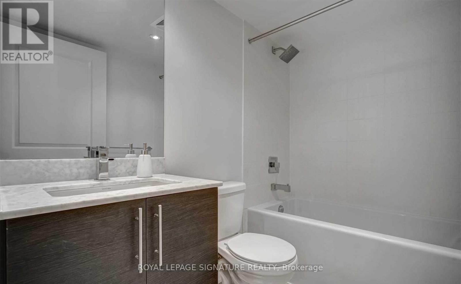 339 - 38 GRAND MAGAZINE STREET Image 17