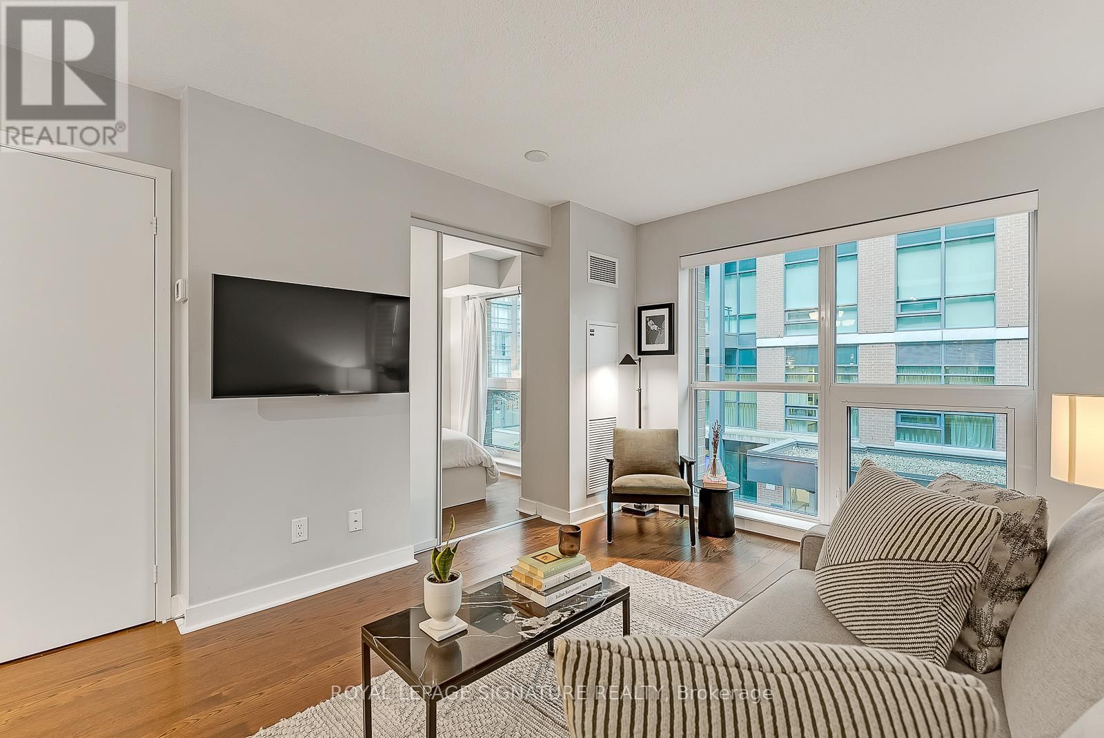 N210 - 1169 QUEEN STREET WEST Image 22