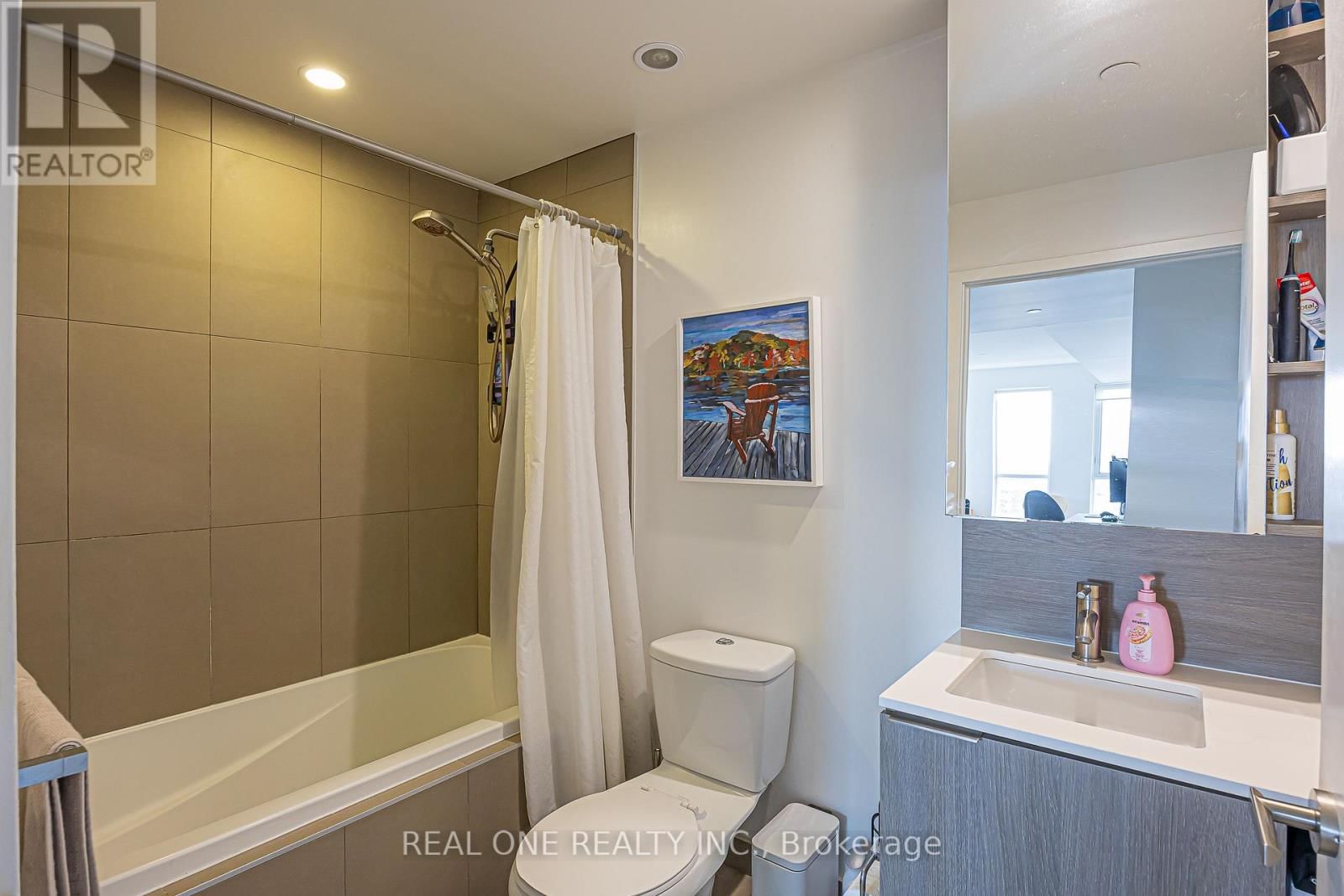 1206 - 170 SUMACH STREET Image 22