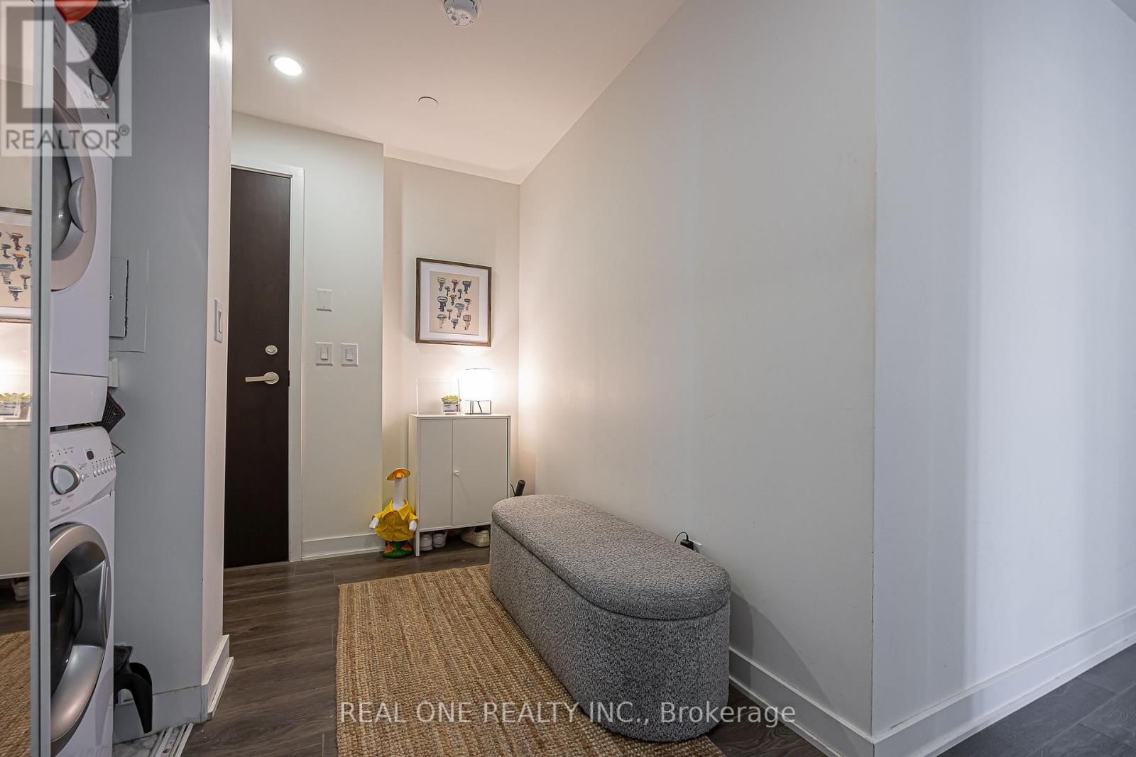 1206 - 170 SUMACH STREET Image 8